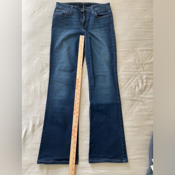 Joe’s Jeans Women’s Curvy Bootcut - Picture 4 of 6